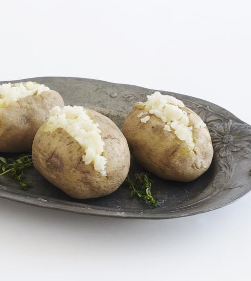 1 medium (baked without fat) baked potatoes with skin