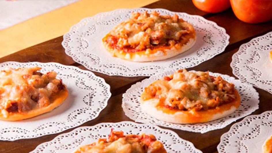 Mini Chicken Pizza