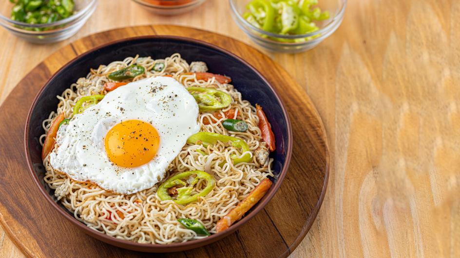 Chili Egg Noodles