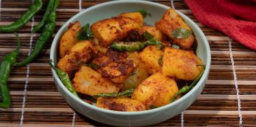 https://www.maggi.lk/sites/default/files/styles/ln_search_recipe_resultdesktop/public/srh_recipes/b832ff7f243648843de5d0a93aef2930.jpg?h=4f5b30f1&itok=QoehNvJu